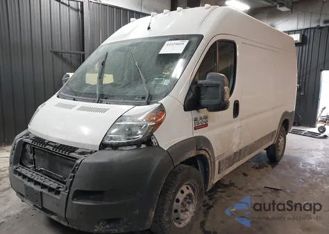 2017 Ram Promaster 1500 High Roof 136 Wb z USA, uszkodzony, nr VIN 3C6TRVBG1HE516114